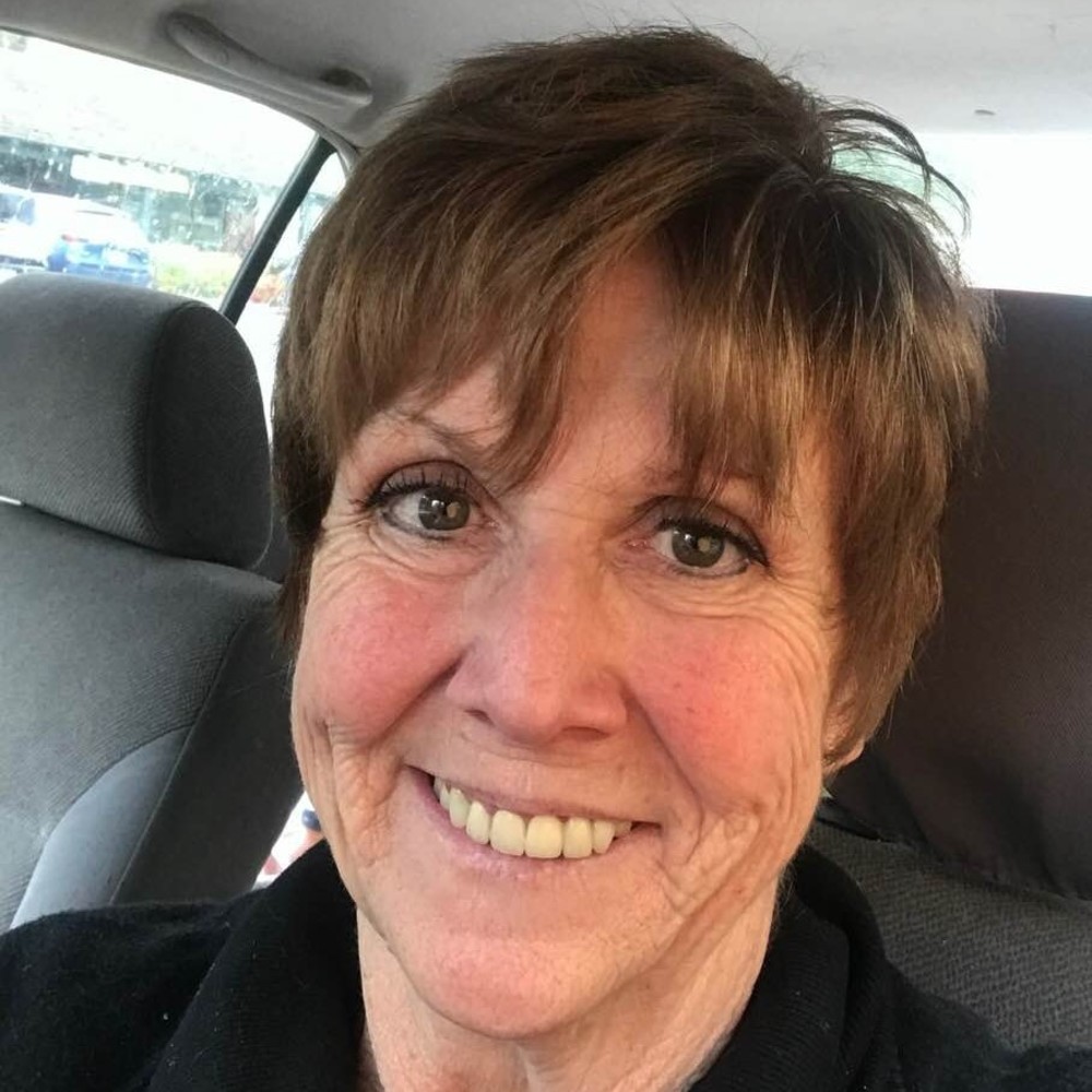 Meet your Posher, Debbie